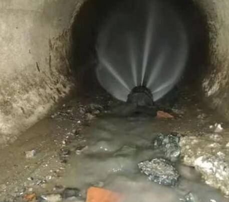 青松路街道市政管道清淤