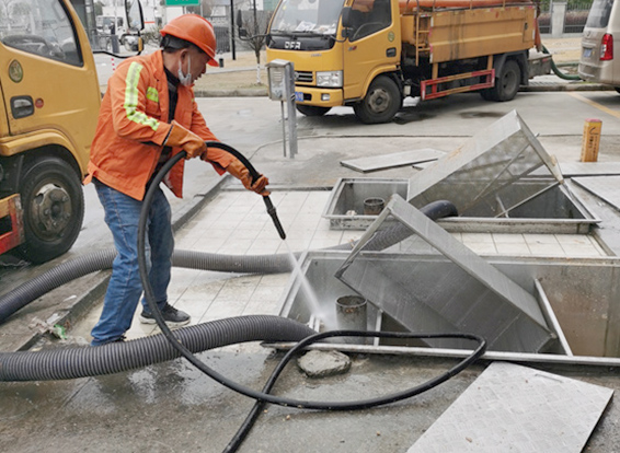 青松路街道隔油池清理